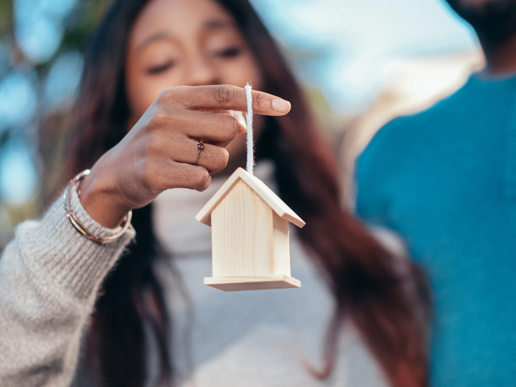 Welke kosten moet ik als koper betalen bij de aankoop van een woning?