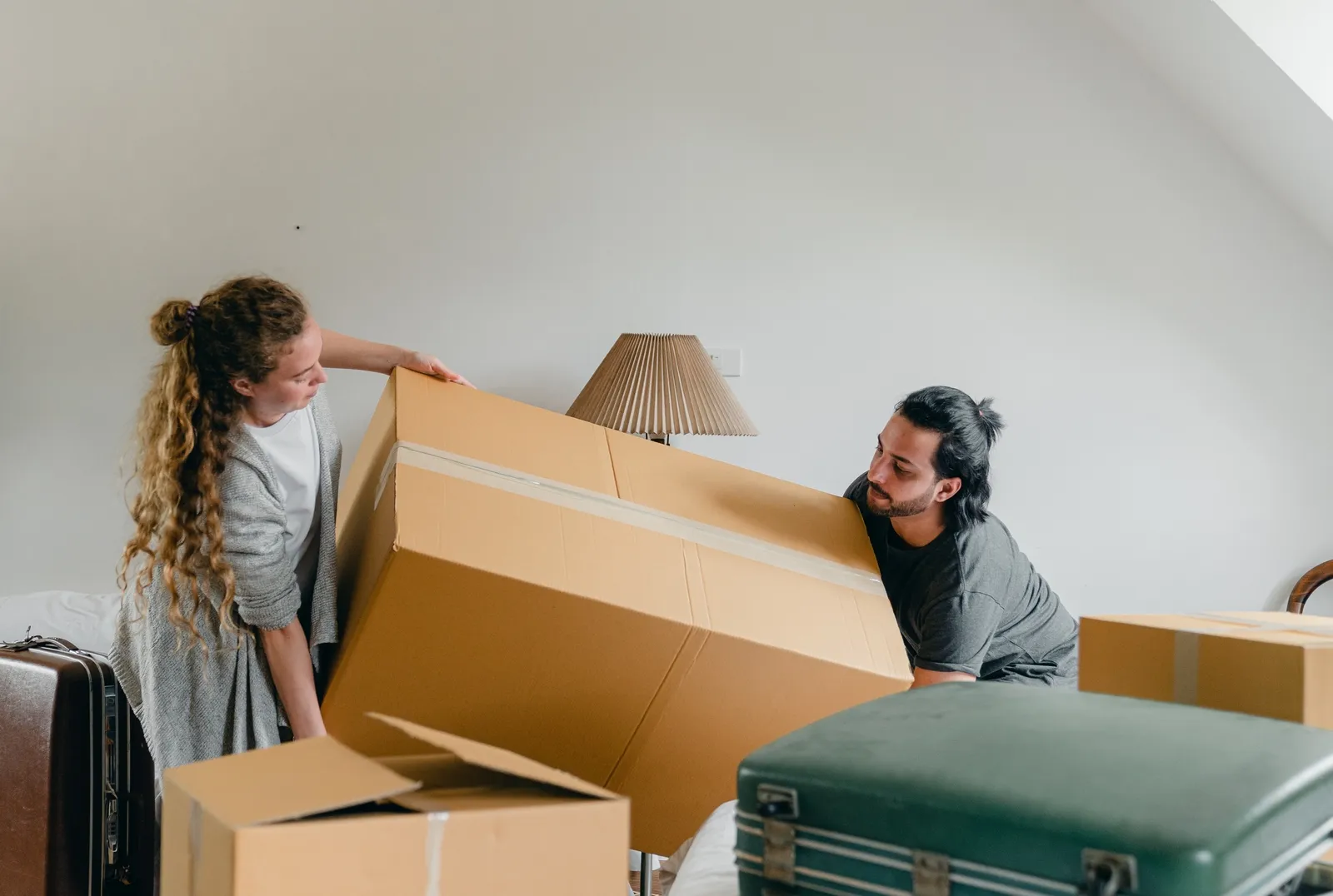 Tijd voor een nieuwe woning: eerst verkopen en dan kopen of omgekeerd?