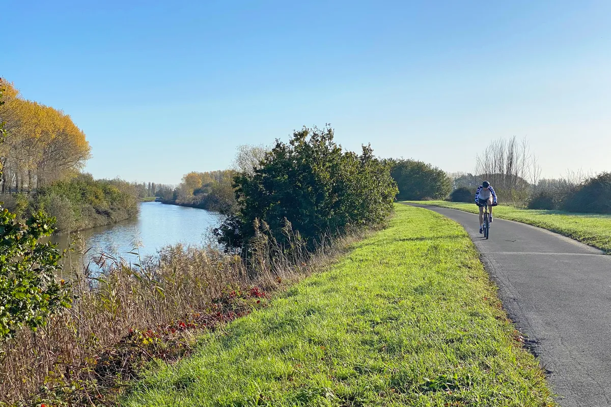 Jaagpad langs het kanaal Gent-Brugge