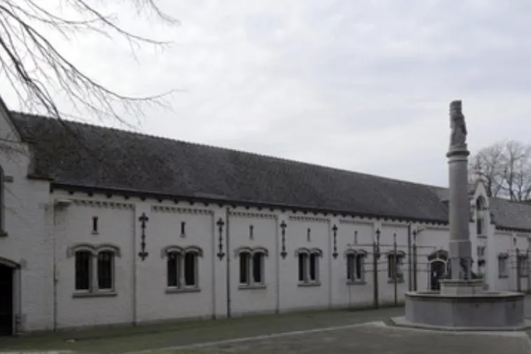 Het Jeneverhuis Van Hoorebeke in Eeklo