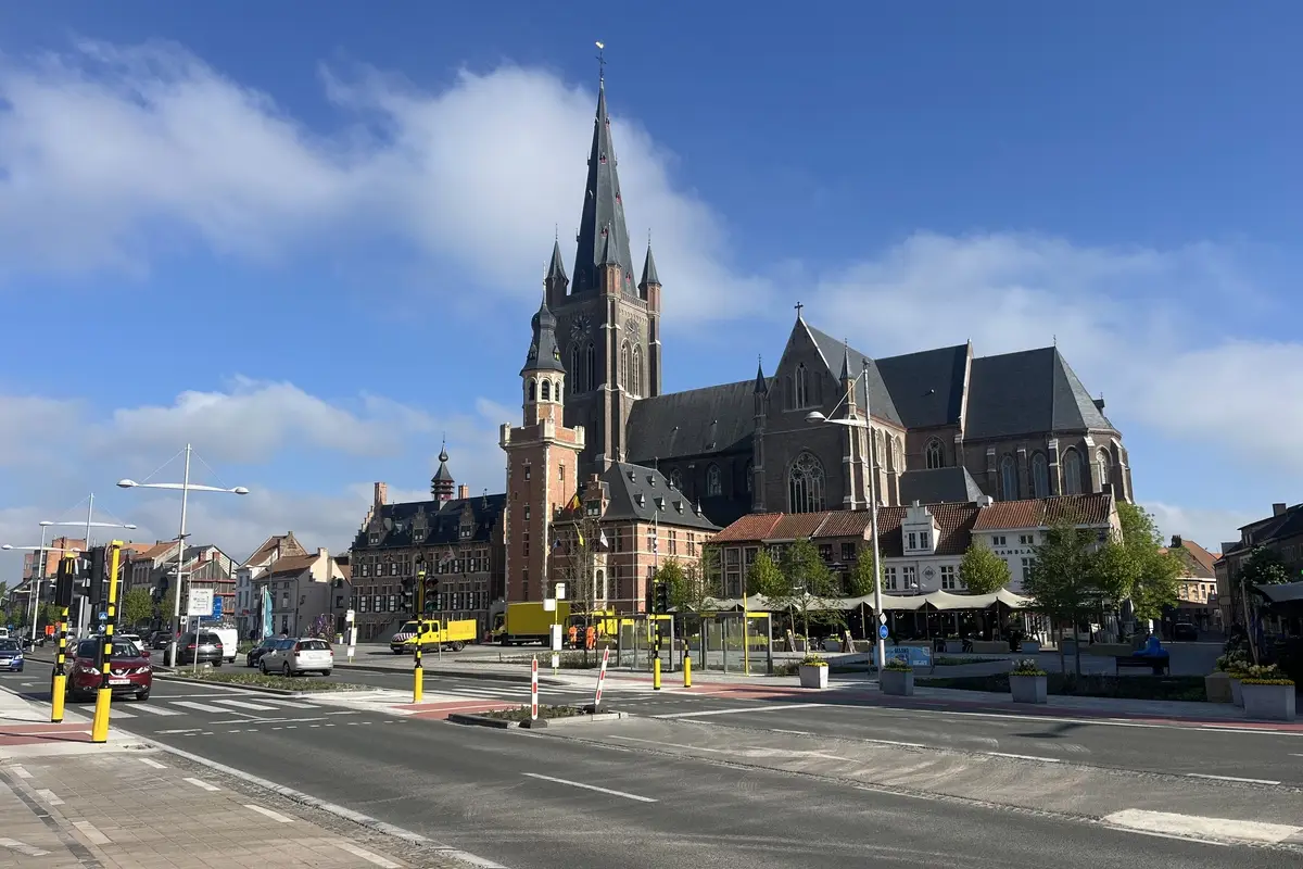 De Sint-Vincentiuskerk in Eeklo