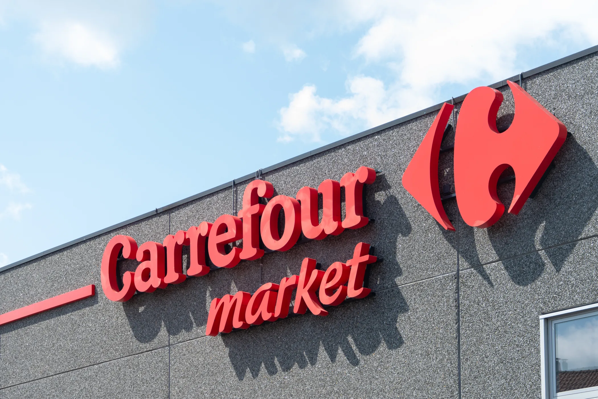 Aalter: landelijke gemeente met groene omgeving, cultuur, lokale winkels, horeca en moderne woonwijken