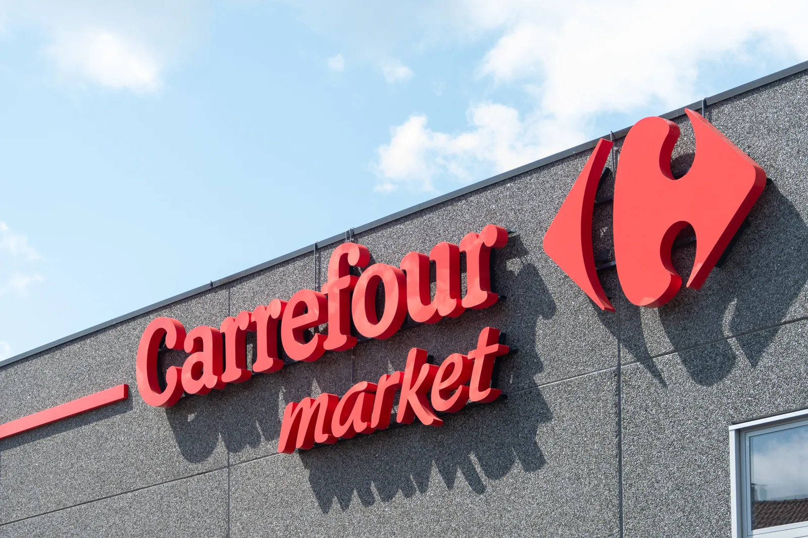 Aalter: landelijke gemeente met groene omgeving, cultuur, lokale winkels, horeca en moderne woonwijken