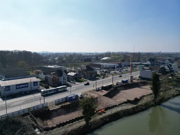 DJI 0381