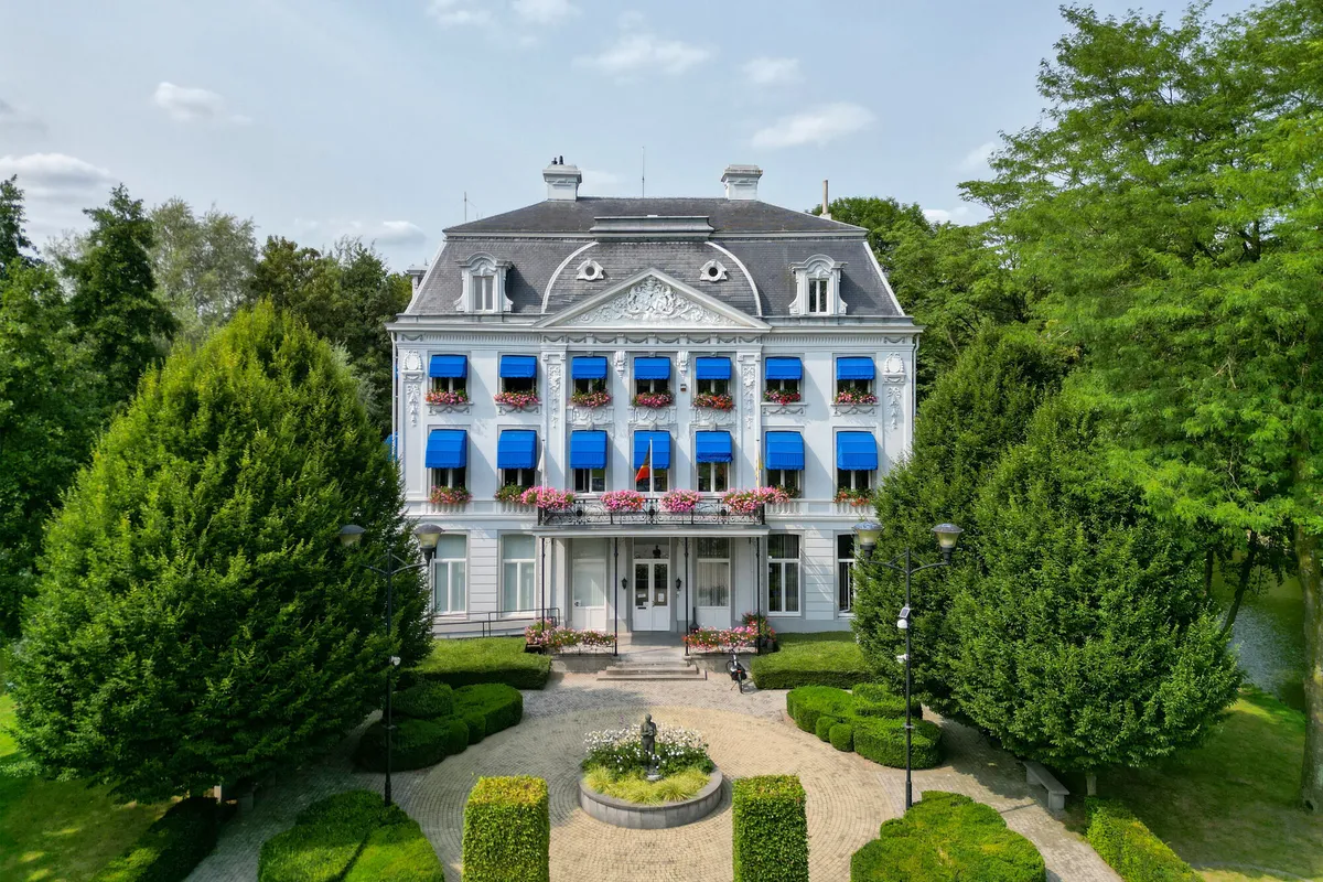 Wielsbeke: landelijke gemeente langs de Leie met groene parken, sport- en recreatiemogelijkheden, lokale winkels en een sterke gemeenschapswerking