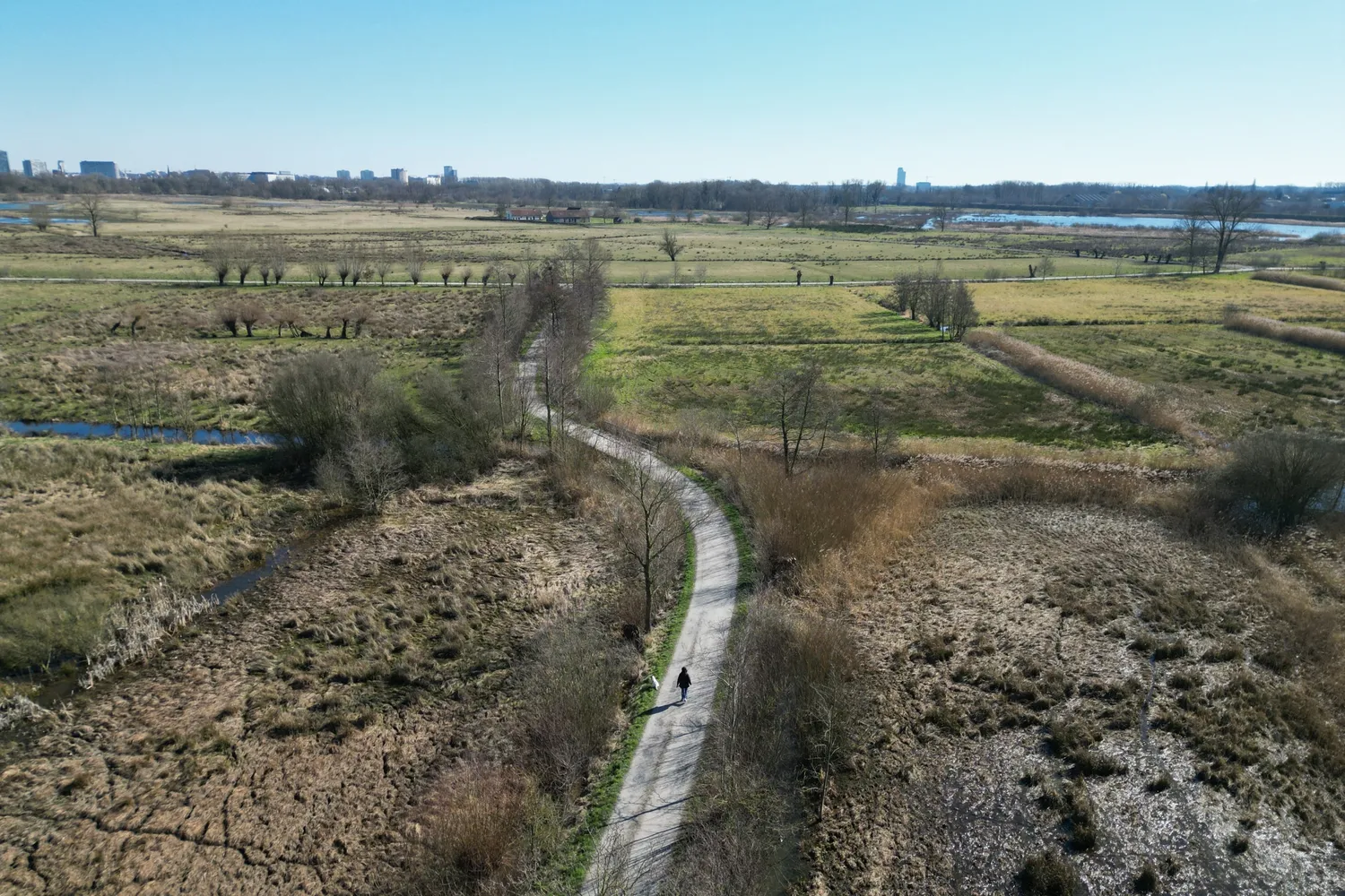 Mariakerke: rustige deelgemeente van Gent met landelijke charme, groene omgeving, lokale winkels, cultuur en moderne woonwijken