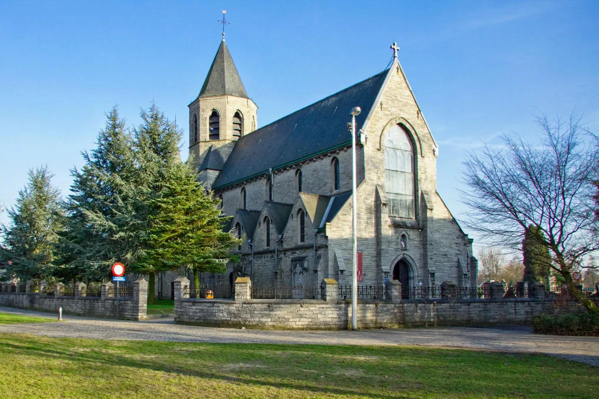 Mariakerke: rustige deelgemeente van Gent met landelijke charme, groene omgeving, lokale winkels, cultuur en moderne woonwijken