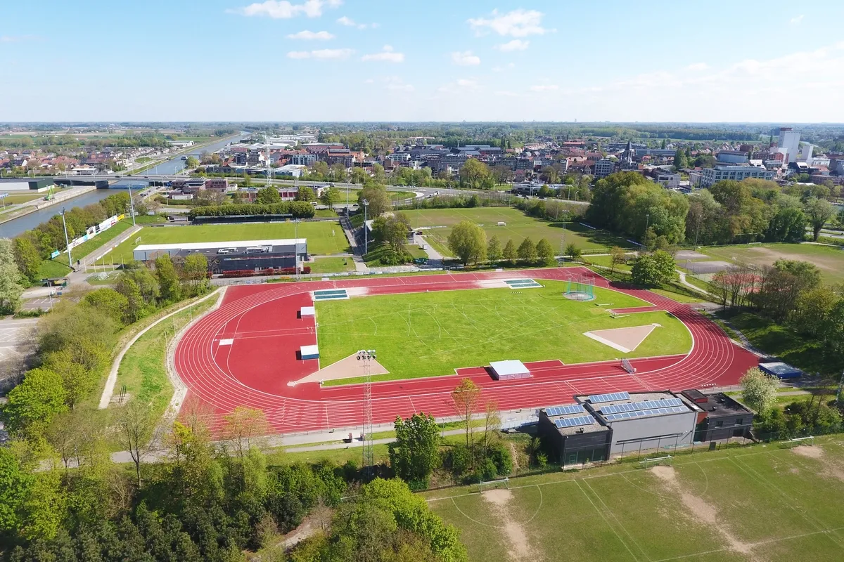 Deinze: historische stad langs de Leie met cultuur en groene parken