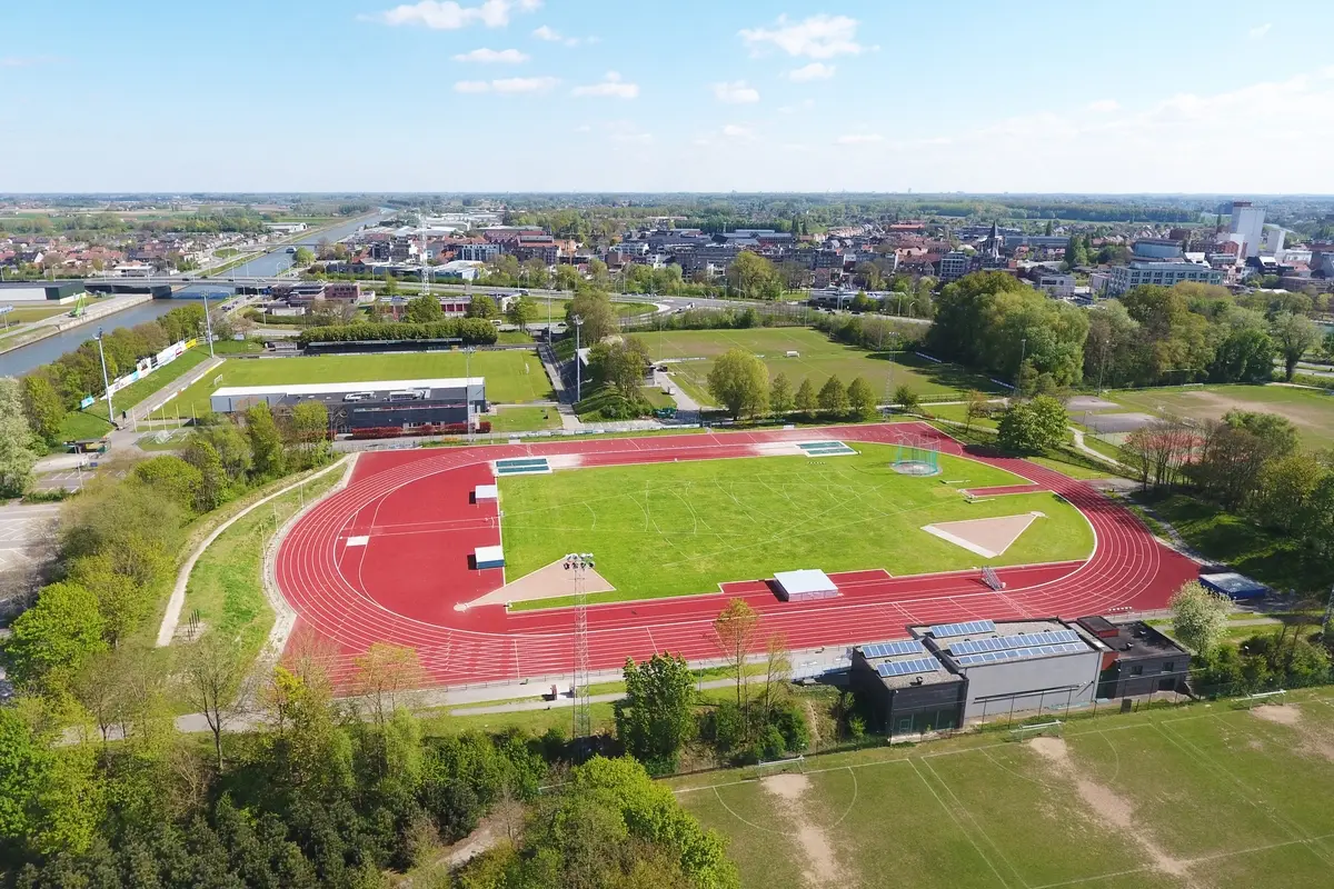 Deinze: historische stad langs de Leie met cultuur en groene parken