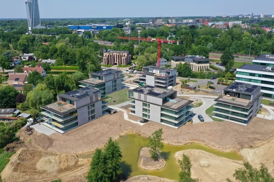 B09f2ce967cc7c07afb97de10b19359d61376e5190d3806032967c2ef041197a