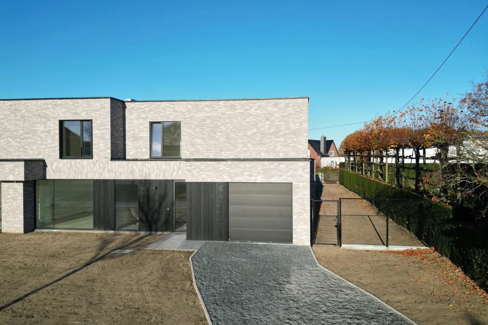 8cc1910523b65edddc467d05249842fc7612d3f5e0369059cd8b8433beea2832