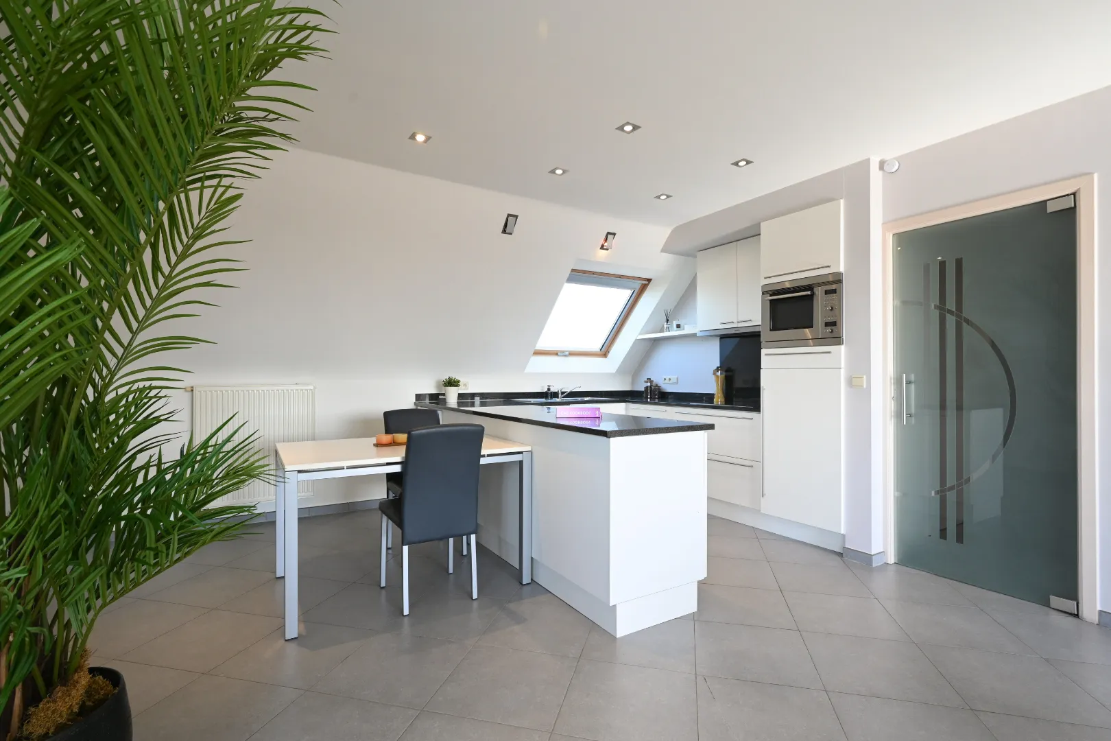 698940016521bb7824155224a25a85f3ecd44824ceb5d1815dd2ba9bf3d9a7fa