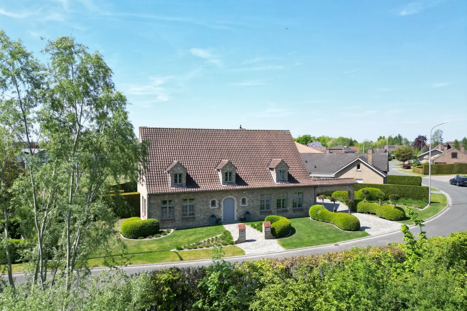 D378e89b6244d293114fd06e09ee2074961a71b569595ce6cf311e097a31ecad