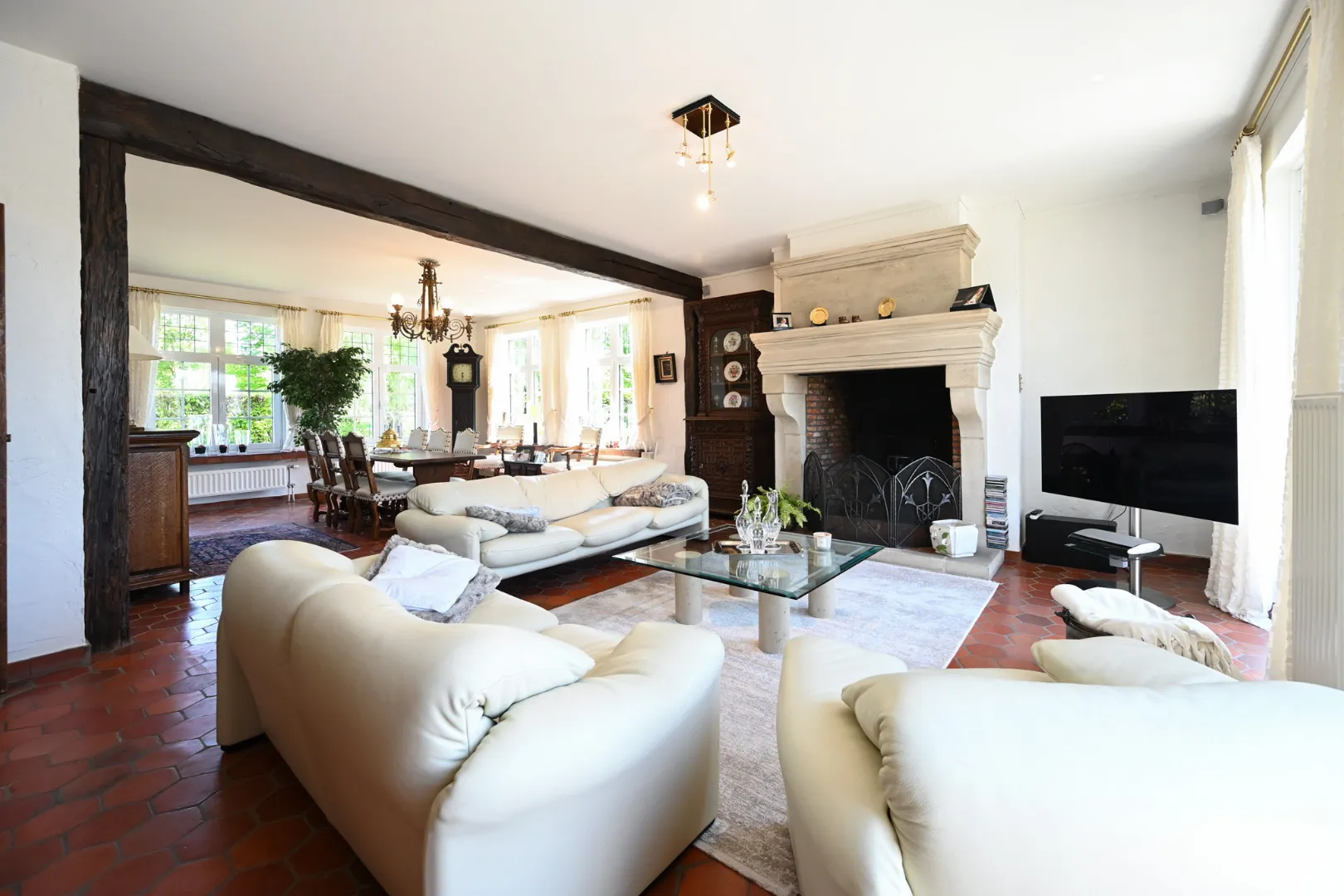 D9b12352017f991d453d4ff779657bdd84517670d20fa91ce653d267736b0b12