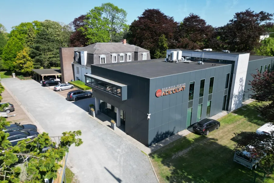 Bedrijfsgebouw te koop in Melle