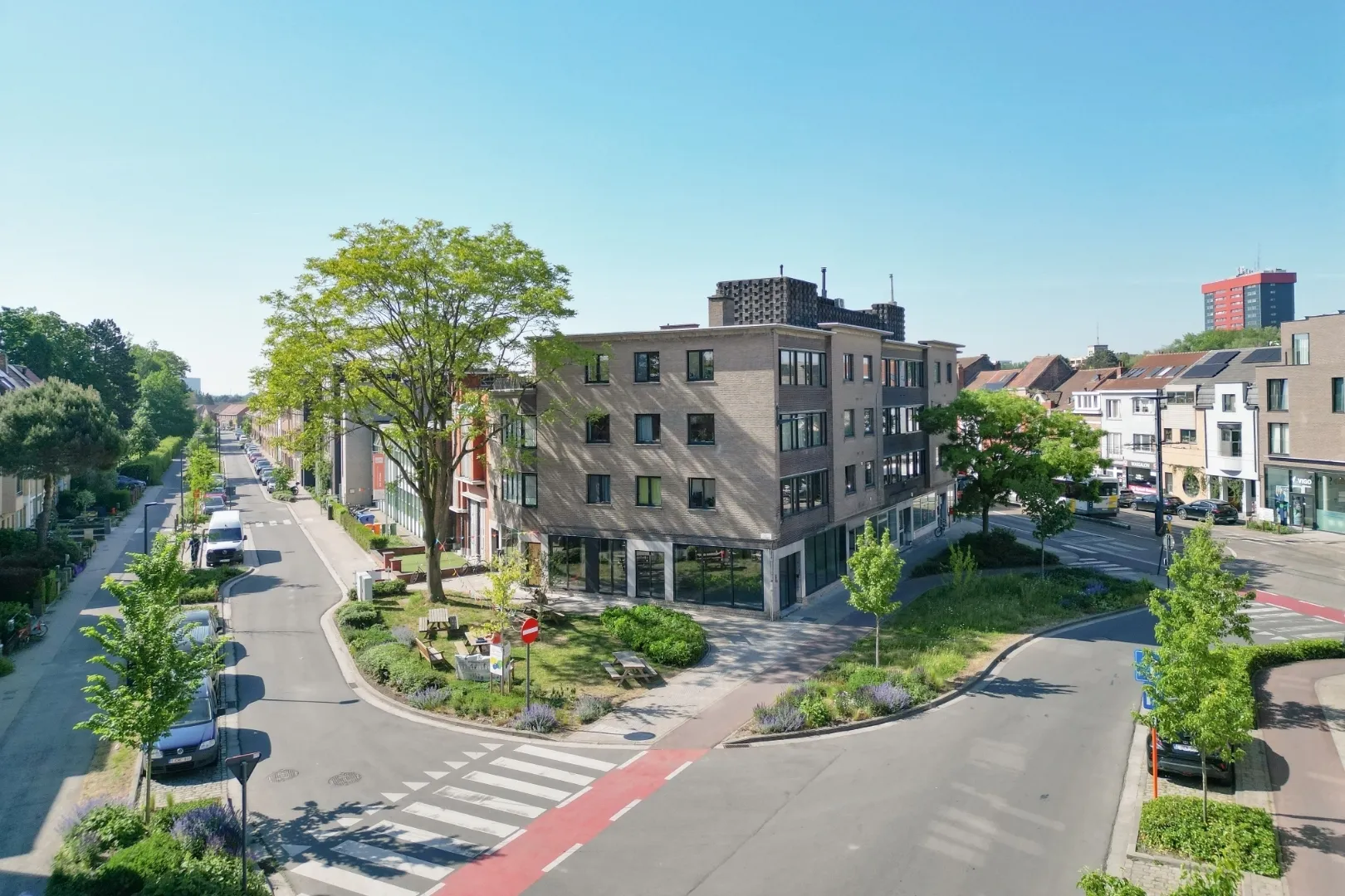 D7c93e71e9880cd46b5eac73cb60583de816cf0ad94a0ef2ac65c35df1dbf5e4