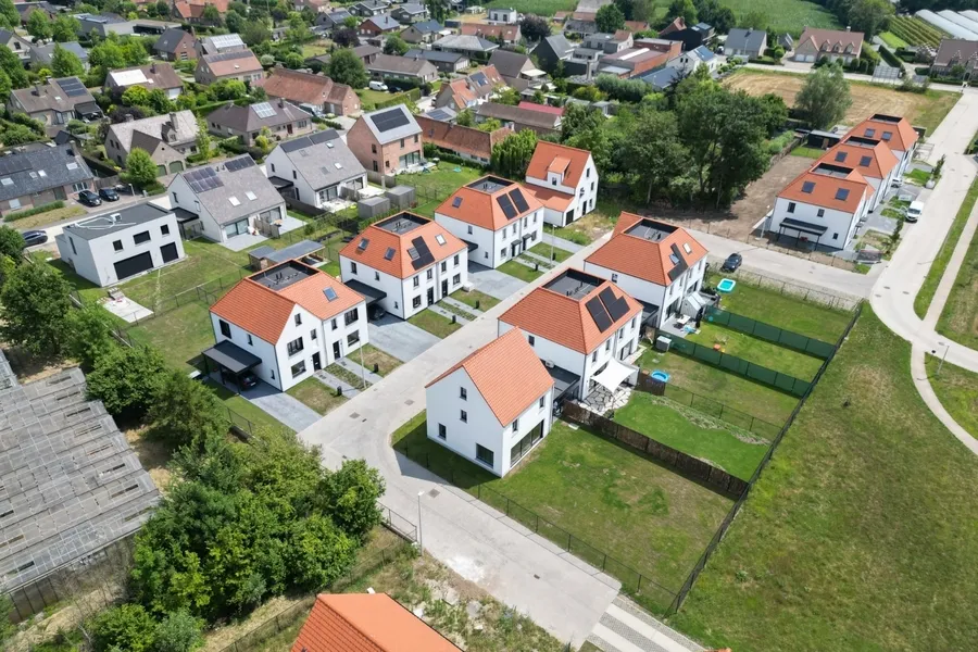 54b9ef6ad359e58cba4aa5284826c4628eea734fed6c7c5f7b375afebffd18e8