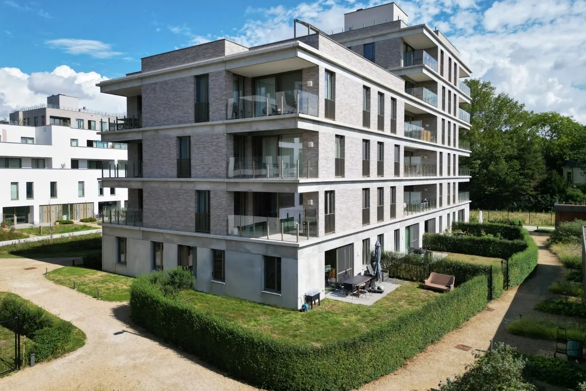 53a760b11bb52a25b04bc1a5e129d11f926d1f87cef30eb9ecc04f4118748464