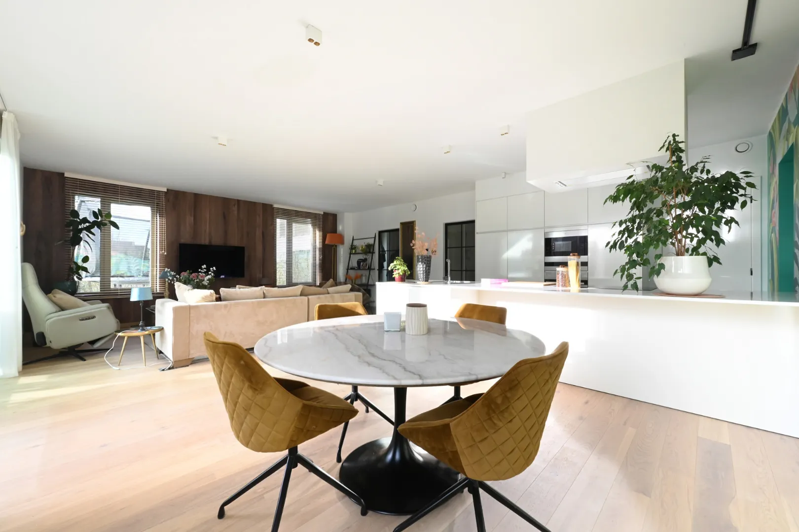 0009a9644f2585166f346a22cb8311663958a700c74c1aaa5bdf8b47c5d9afcb