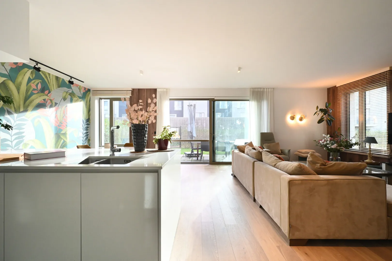 838221243753591877ef4b9b3a97da201cf761ec94dadcb238eec6d71a06b26e