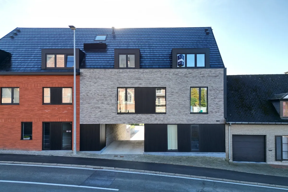 12e0bfc73c4d04879db6f0e1084954bfd100414fe728f23090b9f0b16524fe65