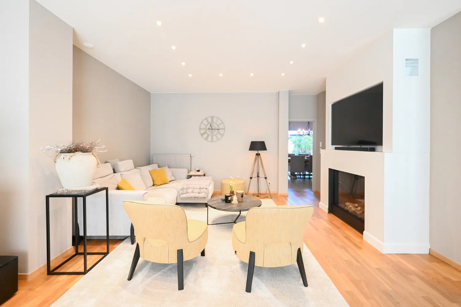 F2b397bec517c8c9943cf8a0b4bed68ebce3242c43a395668623c0dbb810208c