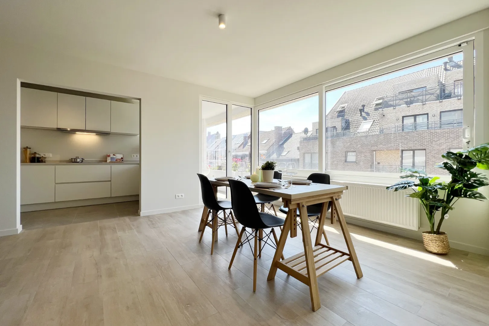 Eef637b662beac7c9943e41bd1d2a46601596066d9b32042d3ecf9f5fa59b9f9