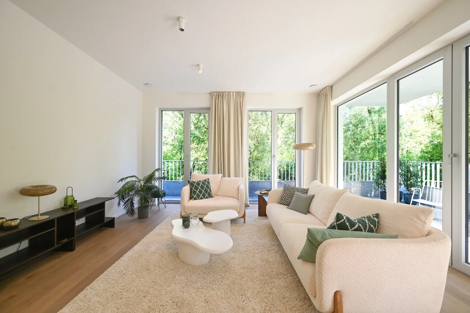 31396e6e26167d3e9c323fe64c632ce1caf296230a5f912efbf6db4653e32972