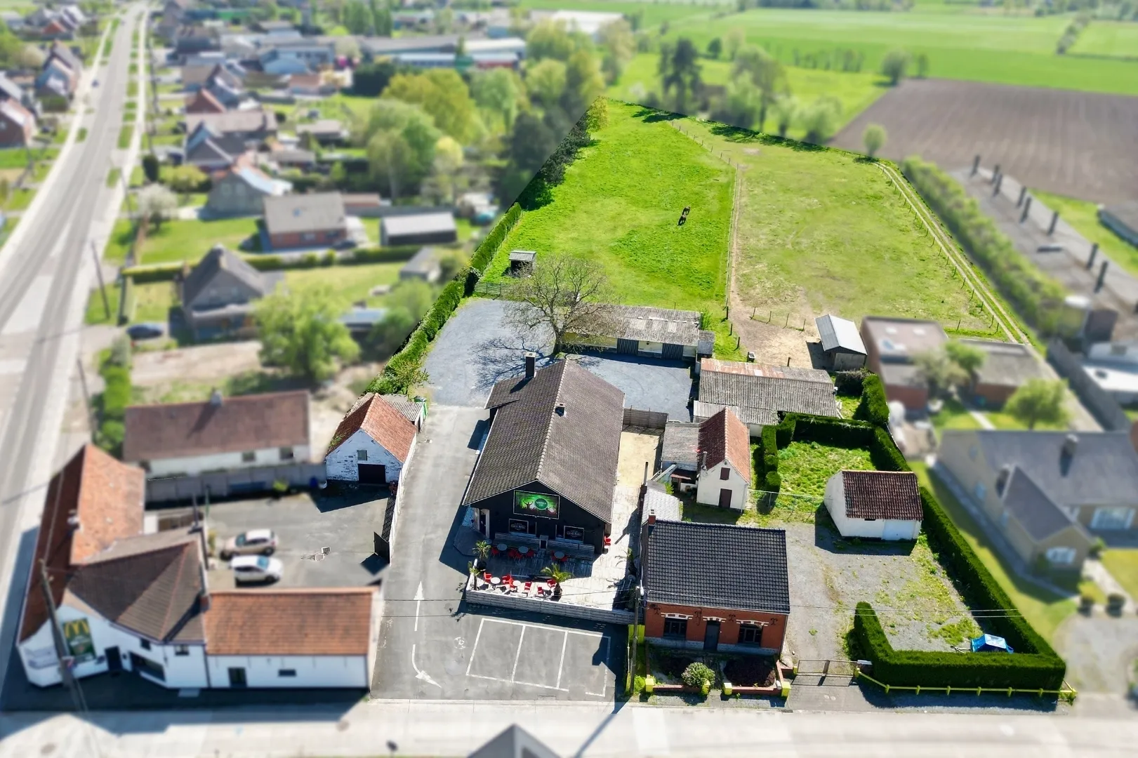 B49fd7c08deef858a706ec7399245bd9abf9c12073a670da393793ca9f53bca3