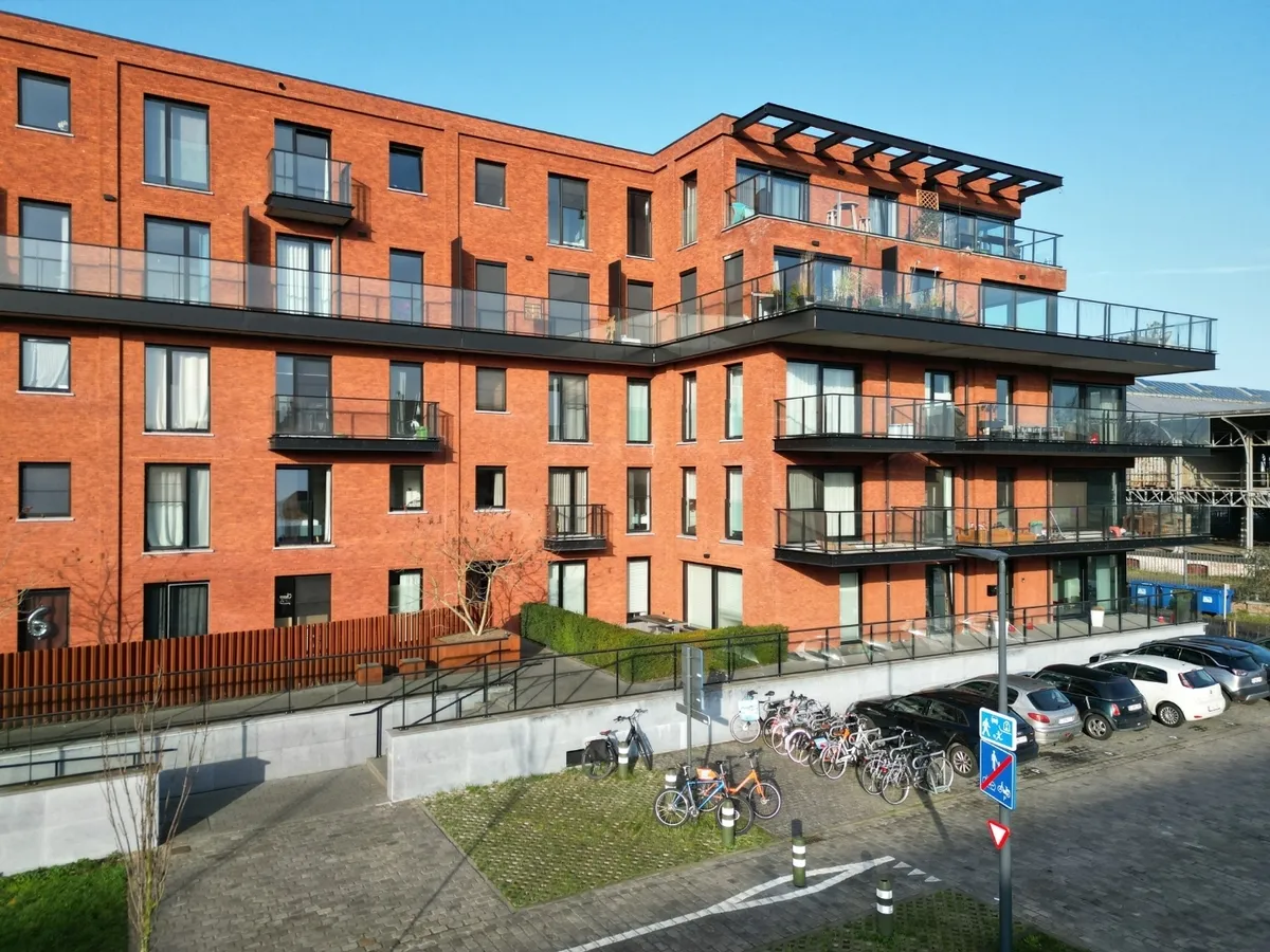 7c7d37b47a3220bcc78353b3794a4462bb07f24b071f8b738b141032373cd467