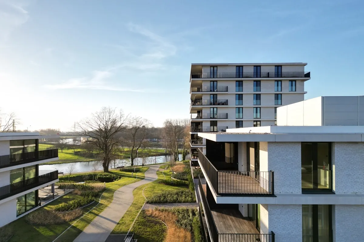 361d412386cfd74713717ac990e1d10d725cc120560476254a430348b5c2c547