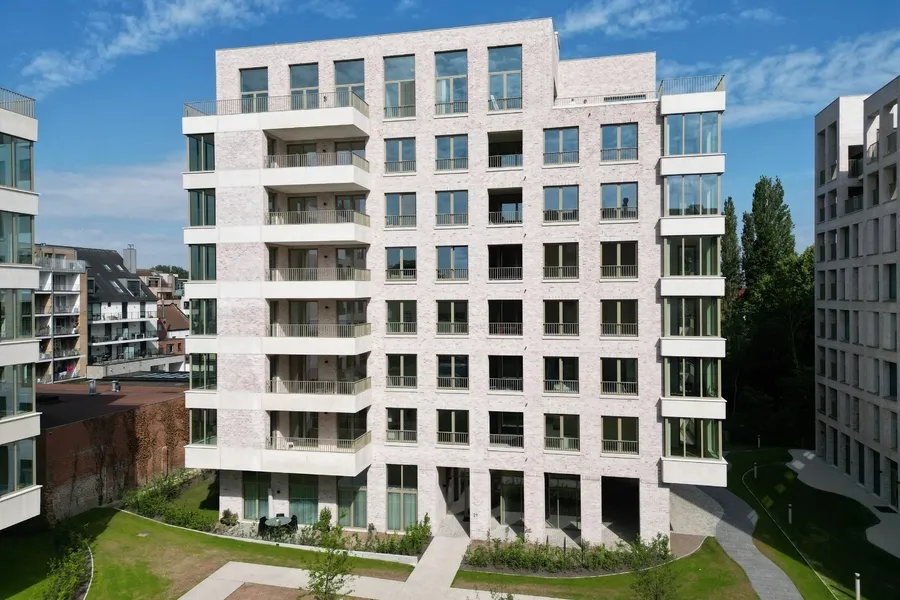 813c9cc26a2abba9078d027ec96565d10d48668883b210ee3c6bf8b45a84d1a4